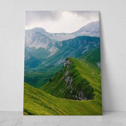 Paisaje verde con montañas (Vertical) #PN09_05