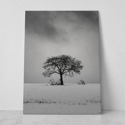 Arbol en la nieve blanco y negro (Vertical) #PN10_11